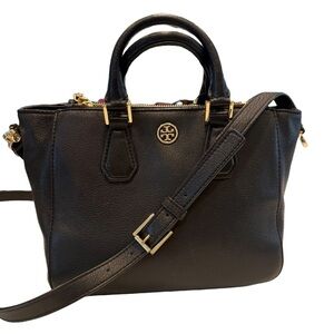 Tory Burch Robinson Black Pebbled Leather Tote  Double Zip Handbag/crossbody